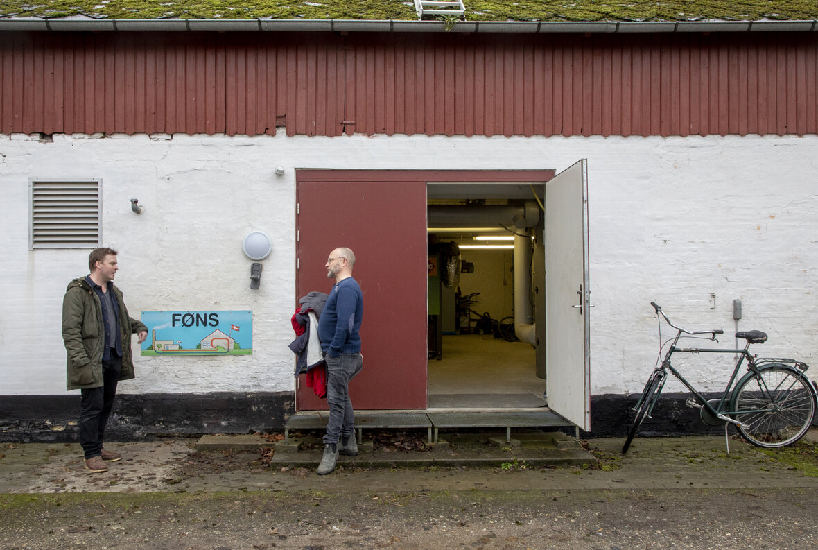 Ole Back og Anders Sejr Davidsen foran Føns Nærvarme